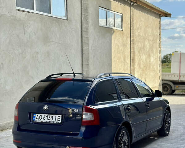 Шкода Октавия 2011 в Ужгороде на Automoto.ua Синий Шкода Октавия, объемом двигателя 1.6 л и пробегом 350 тыс. км за 6200 $, фото 6 на Automoto.ua