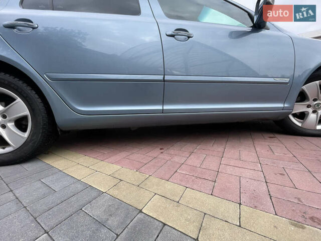 Синий Шкода Октавия, объемом двигателя 1.6 л и пробегом 288 тыс. км за 7500 $, фото 4 на Automoto.ua