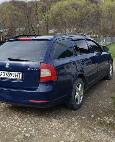 Синий Шкода Октавия, объемом двигателя 1.6 л и пробегом 370 тыс. км за 7500 $, фото 2 на Automoto.ua