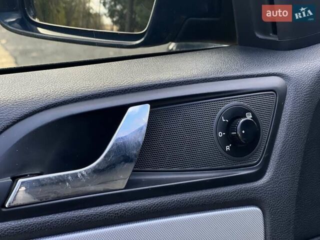 Синий Шкода Октавия, объемом двигателя 1.8 л и пробегом 236 тыс. км за 6400 $, фото 27 на Automoto.ua