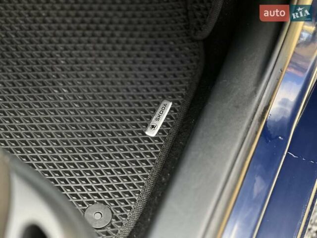 Синий Шкода Октавия, объемом двигателя 1.8 л и пробегом 237 тыс. км за 6250 $, фото 42 на Automoto.ua