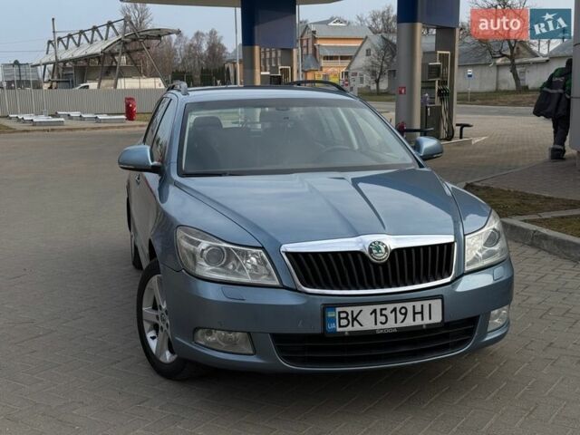 Синій Шкода Октавія, об'ємом двигуна 1.97 л та пробігом 253 тис. км за 7500 $, фото 5 на Automoto.ua