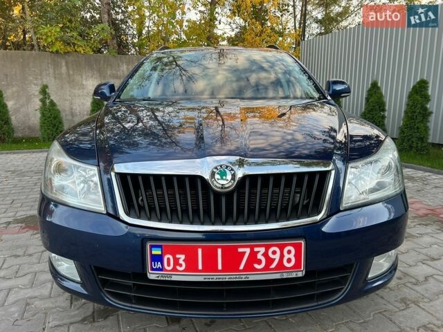 Синій Шкода Октавія, об'ємом двигуна 1.6 л та пробігом 235 тис. км за 8350 $, фото 8 на Automoto.ua