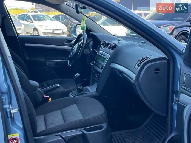 Синій Шкода Октавія, об'ємом двигуна 1.6 л та пробігом 216 тис. км за 8440 $, фото 30 на Automoto.ua