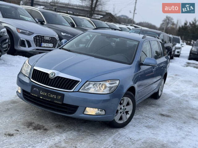 Синій Шкода Октавія, об'ємом двигуна 1.2 л та пробігом 208 тис. км за 6750 $, фото 1 на Automoto.ua
