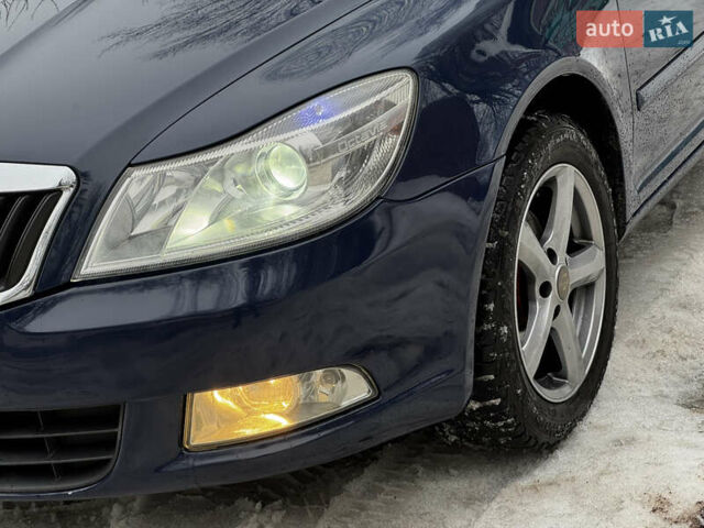Синій Шкода Октавія, об'ємом двигуна 1.6 л та пробігом 310 тис. км за 7550 $, фото 10 на Automoto.ua