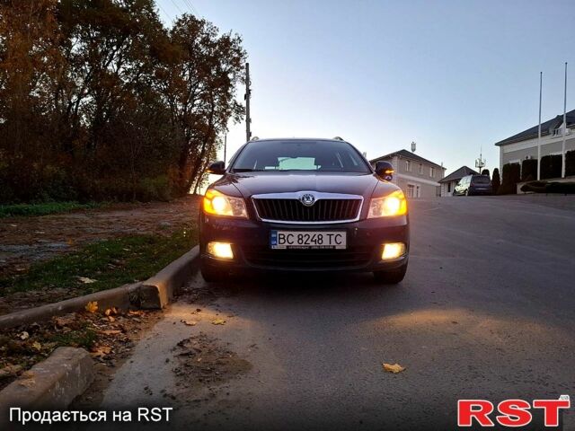 Синий Шкода Октавия, объемом двигателя 1.8 л и пробегом 16000 тыс. км за 8900 $, фото 8 на Automoto.ua