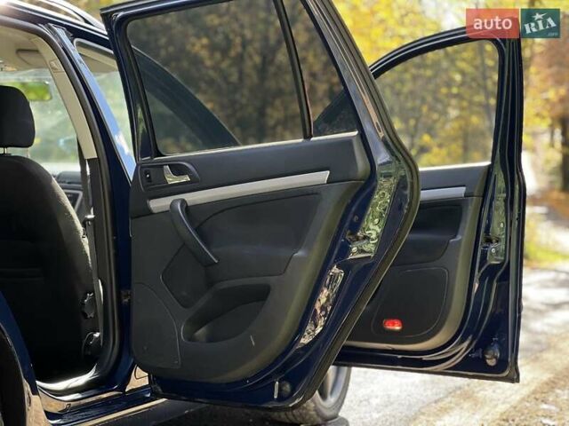 Синий Шкода Октавия, объемом двигателя 1.8 л и пробегом 236 тыс. км за 6400 $, фото 33 на Automoto.ua