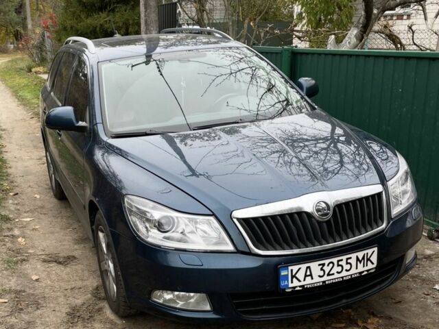 Синій Шкода Октавія, об'ємом двигуна 1.2 л та пробігом 313 тис. км за 5900 $, фото 3 на Automoto.ua