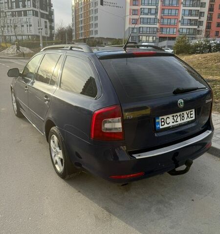 Синий Шкода Октавия, объемом двигателя 1.6 л и пробегом 284 тыс. км за 9000 $, фото 3 на Automoto.ua