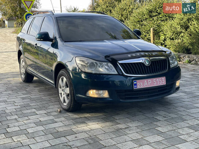 Синий Шкода Октавия, объемом двигателя 1.6 л и пробегом 273 тыс. км за 7800 $, фото 6 на Automoto.ua