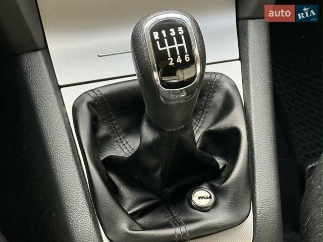 Синий Шкода Октавия, объемом двигателя 1.8 л и пробегом 236 тыс. км за 6400 $, фото 22 на Automoto.ua