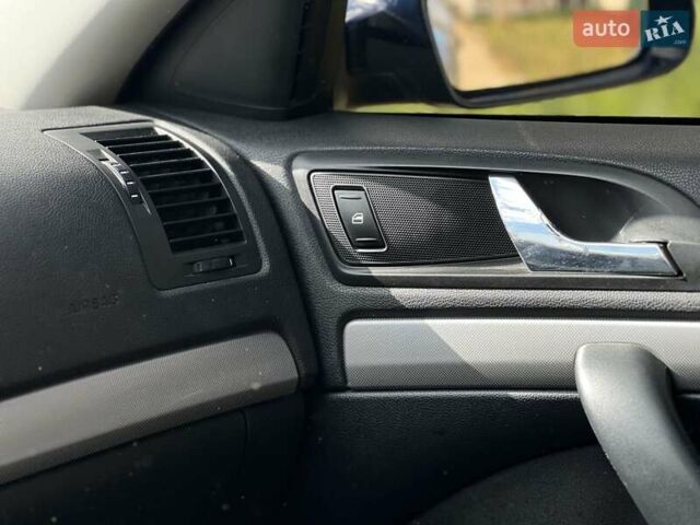 Синий Шкода Октавия, объемом двигателя 1.8 л и пробегом 236 тыс. км за 6400 $, фото 25 на Automoto.ua