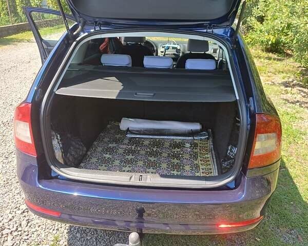 Синий Шкода Октавия, объемом двигателя 1.6 л и пробегом 280 тыс. км за 6700 $, фото 11 на Automoto.ua