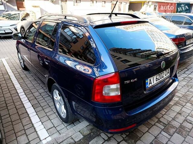 Синий Шкода Октавия, объемом двигателя 1.8 л и пробегом 200 тыс. км за 8900 $, фото 2 на Automoto.ua
