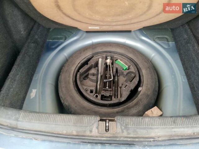 Синий Шкода Октавия, объемом двигателя 2 л и пробегом 299 тыс. км за 7800 $, фото 6 на Automoto.ua