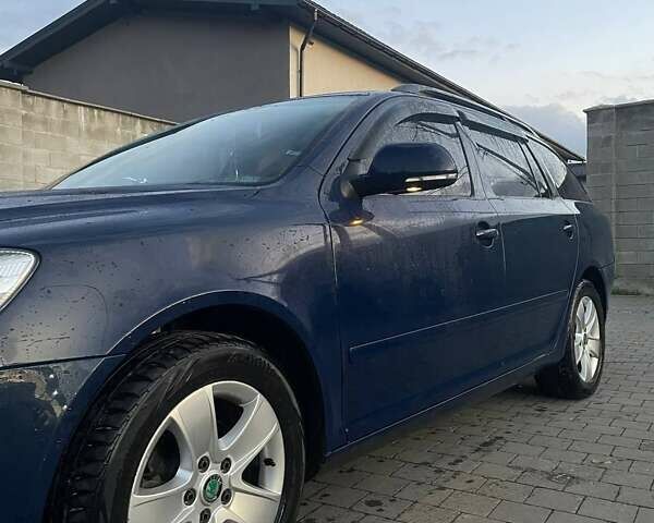Синій Шкода Октавія, об'ємом двигуна 1.6 л та пробігом 189 тис. км за 8300 $, фото 3 на Automoto.ua