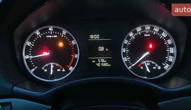 Синій Шкода Октавія, об'ємом двигуна 1.6 л та пробігом 401 тис. км за 6800 $, фото 14 на Automoto.ua