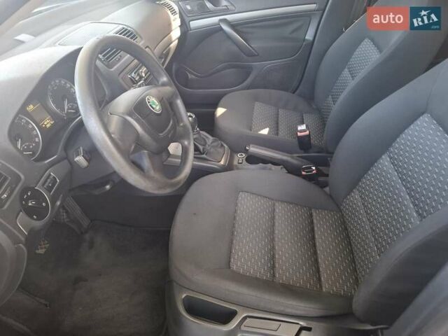 Синий Шкода Октавия, объемом двигателя 1.6 л и пробегом 280 тыс. км за 6900 $, фото 17 на Automoto.ua
