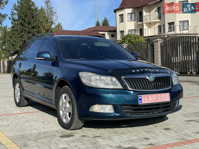 Синий Шкода Октавия, объемом двигателя 1.6 л и пробегом 273 тыс. км за 7800 $, фото 25 на Automoto.ua