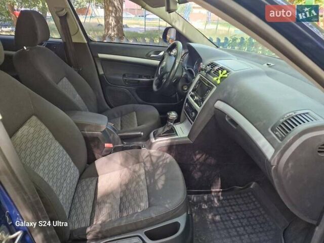 Синій Шкода Октавія, об'ємом двигуна 1.6 л та пробігом 300 тис. км за 6990 $, фото 17 на Automoto.ua