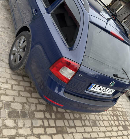 Шкода Октавія 2011 у Івано-Франківську на Automoto.ua Синій Шкода Октавія, об'ємом двигуна 1.6 л та пробігом 297 тис. км за 6799 $, фото 4 на Automoto.ua