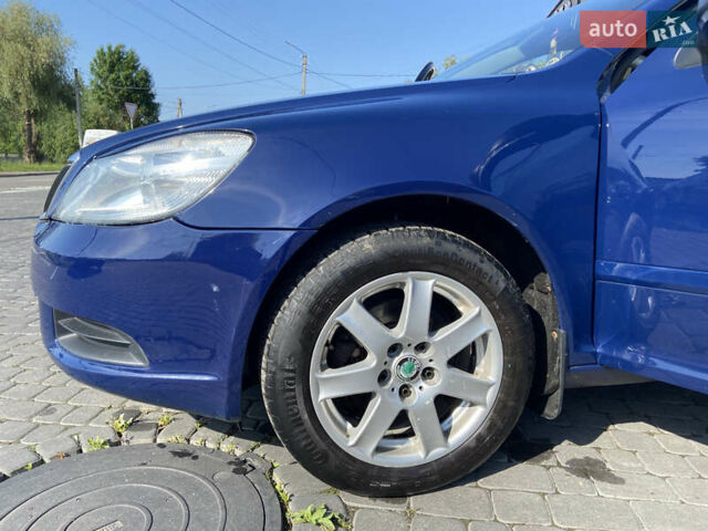 Синий Шкода Октавия, объемом двигателя 1.6 л и пробегом 208 тыс. км за 8250 $, фото 12 на Automoto.ua