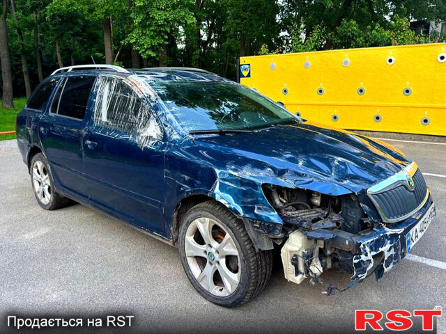 Шкода Октавия 2012 в Киеве на Automoto.ua Синий Шкода Октавия, объемом двигателя 1.2 л и пробегом 247 тыс. км за 3950 $, фото 5 на Automoto.ua