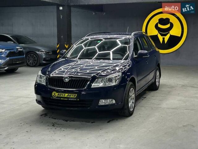 Синий Шкода Октавия, объемом двигателя 1.9 л и пробегом 217 тыс. км за 8300 $, фото 2 на Automoto.ua