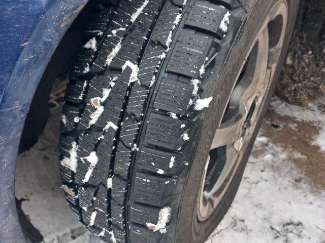 Синий Шкода Октавия, объемом двигателя 6 л и пробегом 250 тыс. км за 5800 $, фото 4 на Automoto.ua