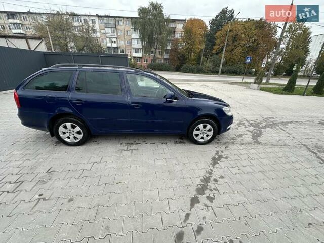 Шкода Октавия 2012 в Тернополе на Automoto.ua Синий Шкода Октавия, объемом двигателя 1.6 л и пробегом 287 тыс. км за 8100 $, фото 2 на Automoto.ua