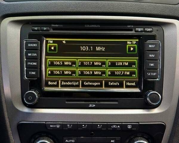 Синій Шкода Октавія, об'ємом двигуна 1.2 л та пробігом 247 тис. км за 3650 $, фото 17 на Automoto.ua