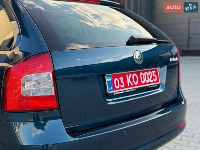 Синій Шкода Октавія, об'ємом двигуна 1.2 л та пробігом 201 тис. км за 6799 $, фото 48 на Automoto.ua
