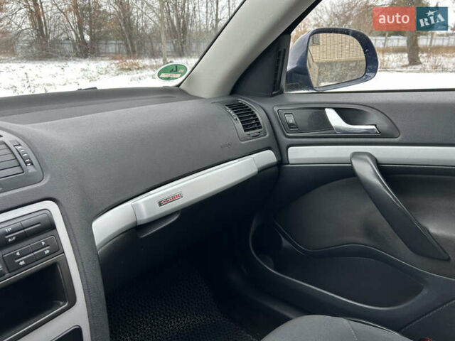 Синий Шкода Октавия, объемом двигателя 1.99 л и пробегом 256 тыс. км за 8250 $, фото 31 на Automoto.ua