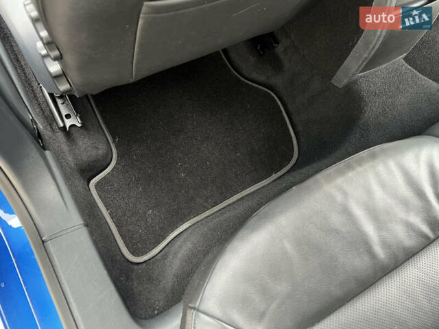 Синий Шкода Октавия, объемом двигателя 2 л и пробегом 204 тыс. км за 12650 $, фото 106 на Automoto.ua