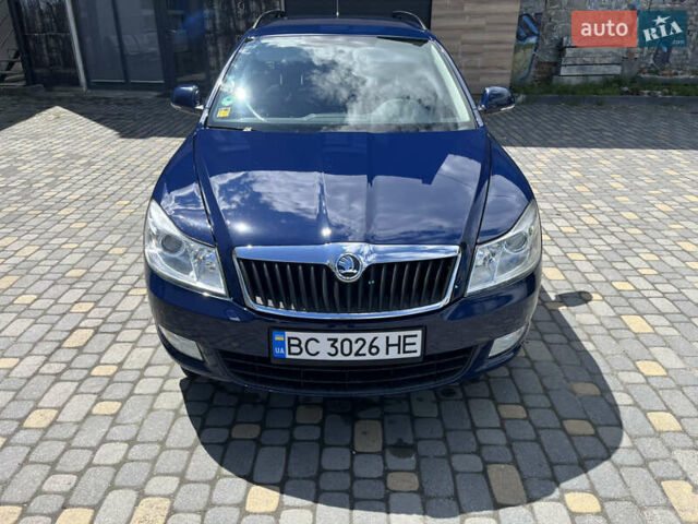 Синий Шкода Октавия, объемом двигателя 1.2 л и пробегом 157 тыс. км за 9000 $, фото 6 на Automoto.ua