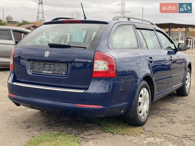 Синий Шкода Октавия, объемом двигателя 1.6 л и пробегом 194 тыс. км за 7900 $, фото 7 на Automoto.ua