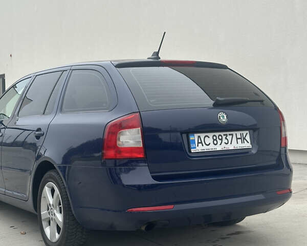 Синій Шкода Октавія, об'ємом двигуна 2 л та пробігом 299 тис. км за 9500 $, фото 6 на Automoto.ua