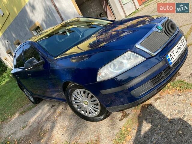Синій Шкода Октавія, об'ємом двигуна 1.6 л та пробігом 203 тис. км за 5600 $, фото 1 на Automoto.ua