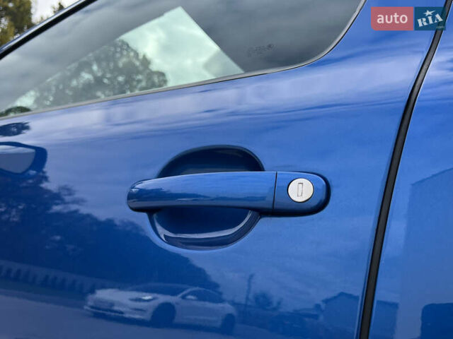 Синий Шкода Октавия, объемом двигателя 2 л и пробегом 204 тыс. км за 12650 $, фото 59 на Automoto.ua