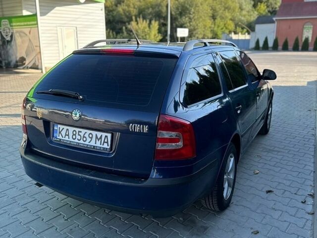 Синій Шкода Октавія, об'ємом двигуна 1.6 л та пробігом 297 тис. км за 4200 $, фото 5 на Automoto.ua