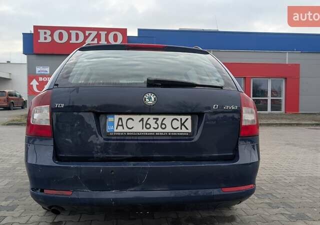 Синій Шкода Октавія, об'ємом двигуна 1.6 л та пробігом 429 тис. км за 7200 $, фото 22 на Automoto.ua