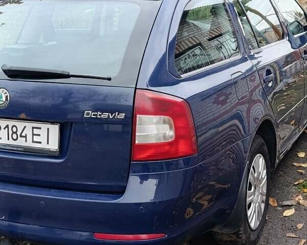 Синий Шкода Октавия, объемом двигателя 1.6 л и пробегом 290 тыс. км за 6600 $, фото 2 на Automoto.ua