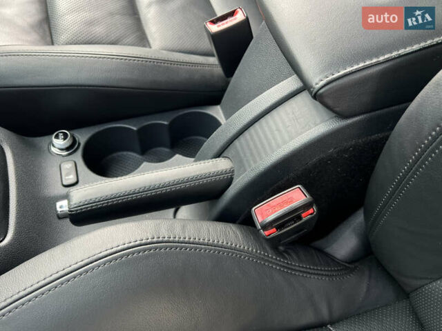 Синий Шкода Октавия, объемом двигателя 2 л и пробегом 204 тыс. км за 12100 $, фото 83 на Automoto.ua