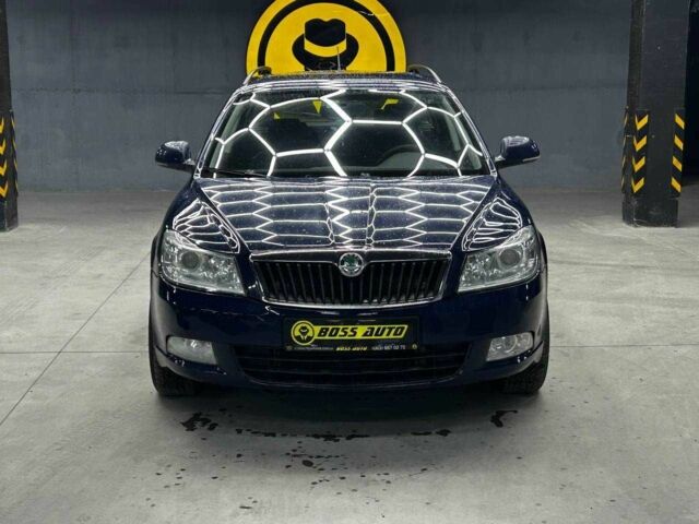 Синий Шкода Октавия, объемом двигателя 1.9 л и пробегом 217 тыс. км за 8300 $, фото 1 на Automoto.ua