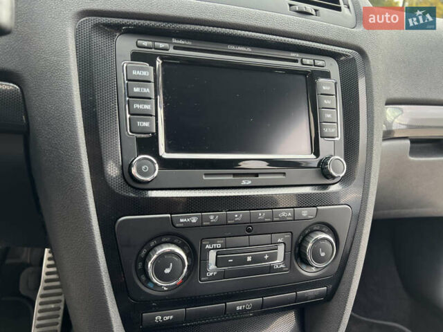 Синий Шкода Октавия, объемом двигателя 2 л и пробегом 204 тыс. км за 12650 $, фото 96 на Automoto.ua