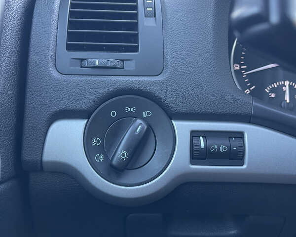 Синий Шкода Октавия, объемом двигателя 1.4 л и пробегом 265 тыс. км за 7950 $, фото 22 на Automoto.ua