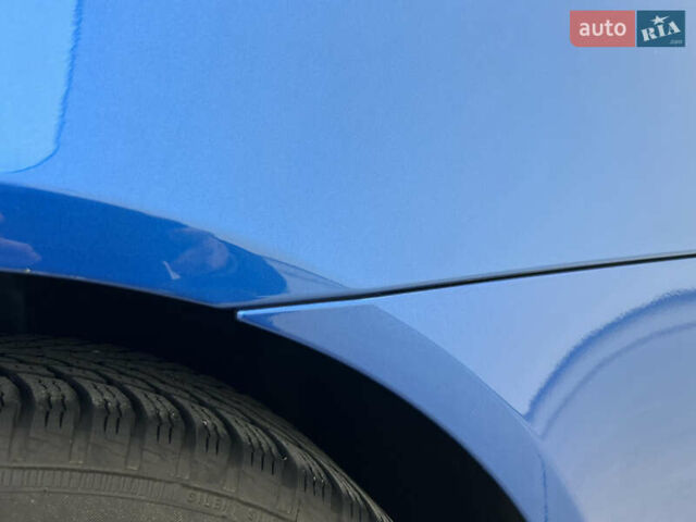 Синий Шкода Октавия, объемом двигателя 2 л и пробегом 204 тыс. км за 12100 $, фото 63 на Automoto.ua