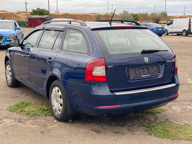 Синій Шкода Октавія, об'ємом двигуна 1.6 л та пробігом 194 тис. км за 8400 $, фото 7 на Automoto.ua