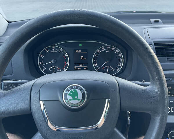 Синий Шкода Октавия, объемом двигателя 1.4 л и пробегом 265 тыс. км за 7950 $, фото 20 на Automoto.ua